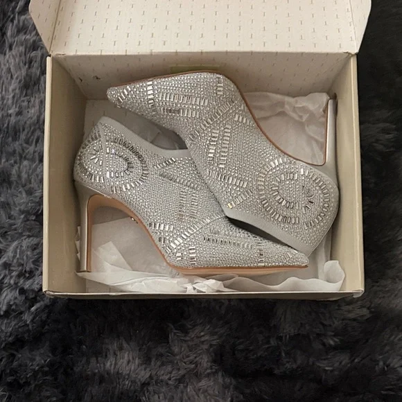 Thalia Sodi Glittering Silver Ankle Boots - Picture 6 of 8